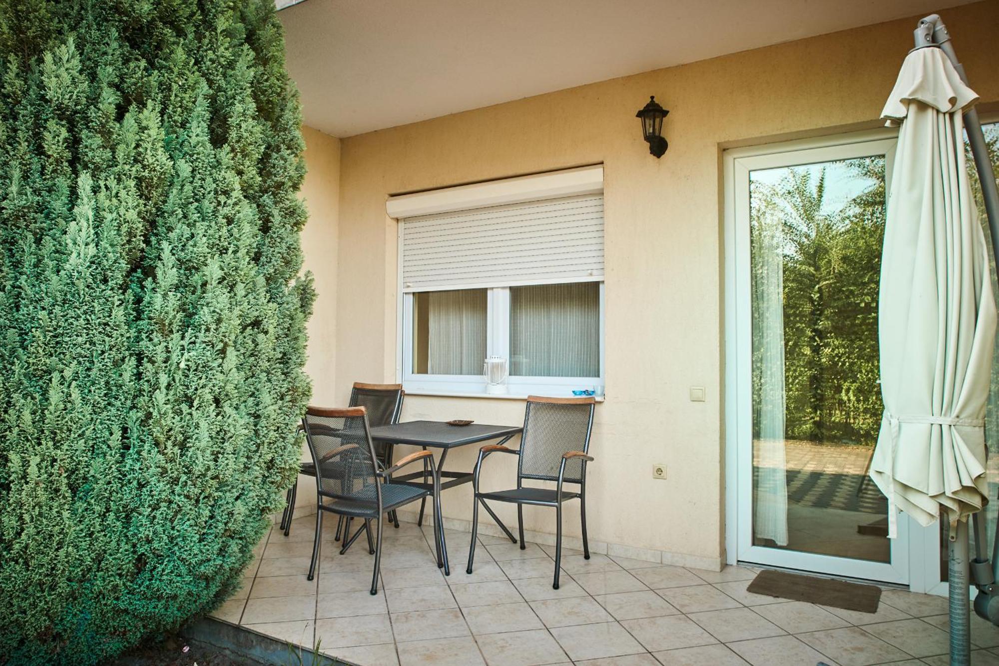 Balatonlelle Apartmanhaz Exterior photo
